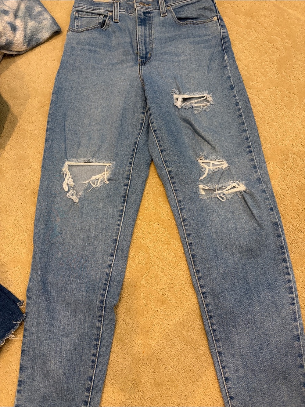 Levi's High-Rise Distressed Jeans - Light Blue Wash